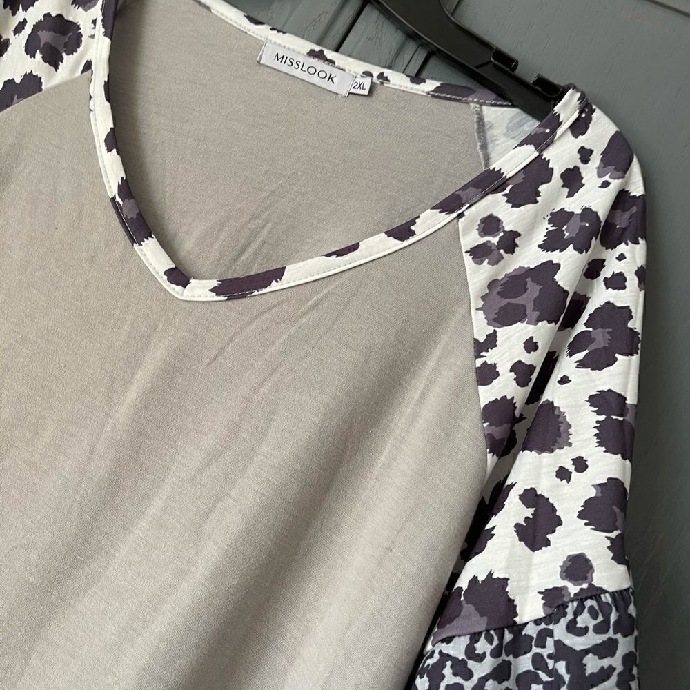 NEW MISSLOOK Top - Picture 3 of 6